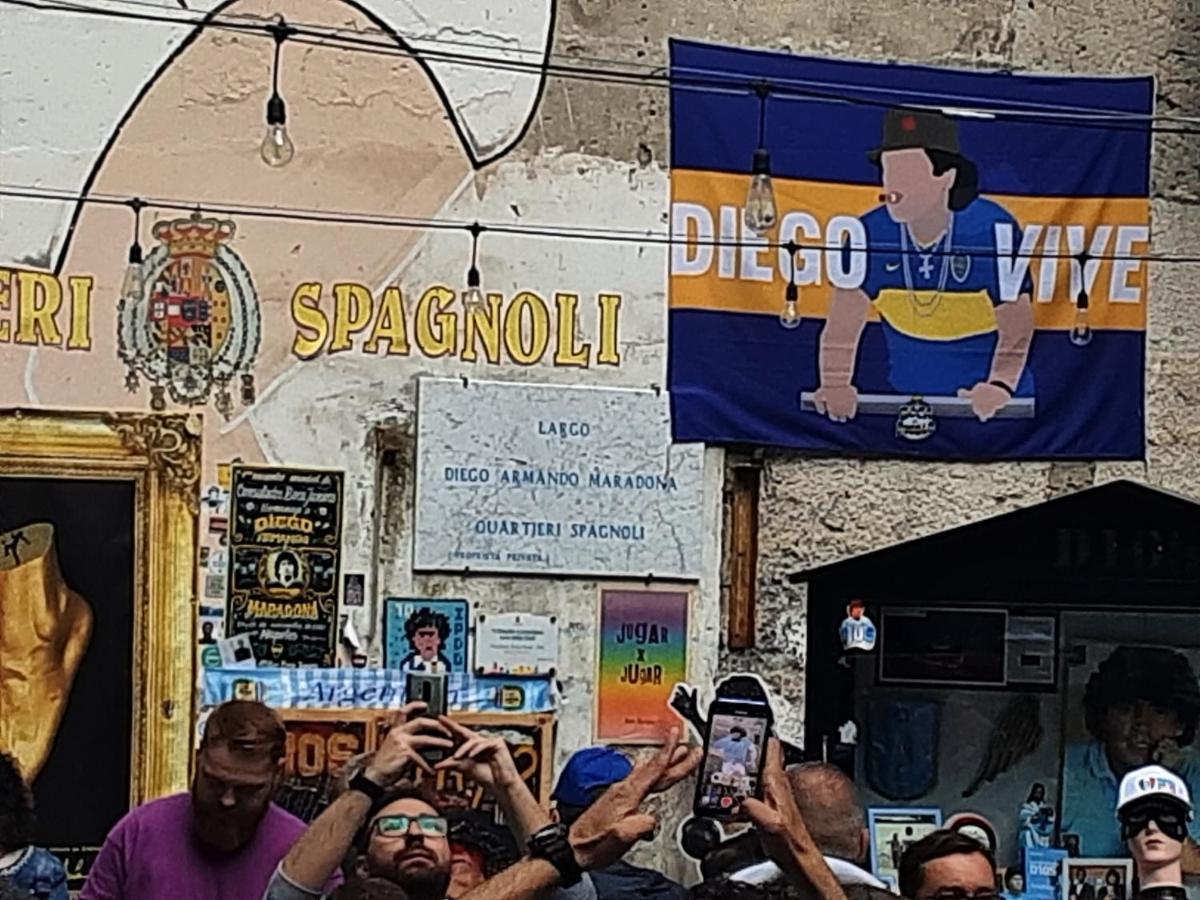 Dimora Maradona Ai Spagn0li Appartement